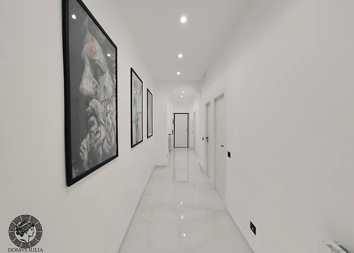 Domus Iulia - Colosseo Guest house Rome