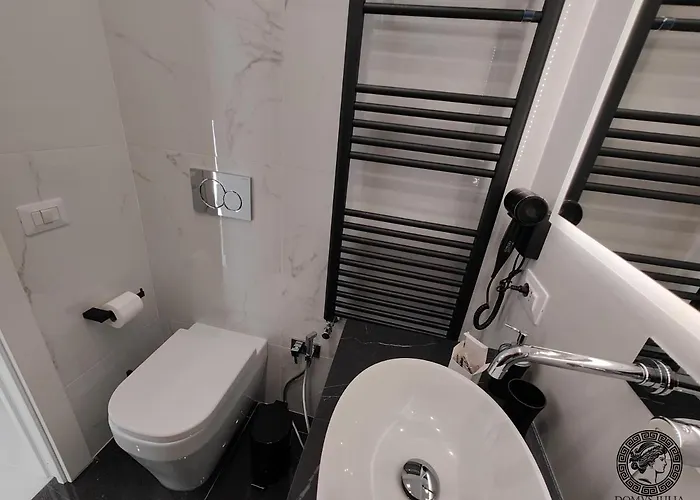 Domus Iulia - Colosseo Guest house Rome
