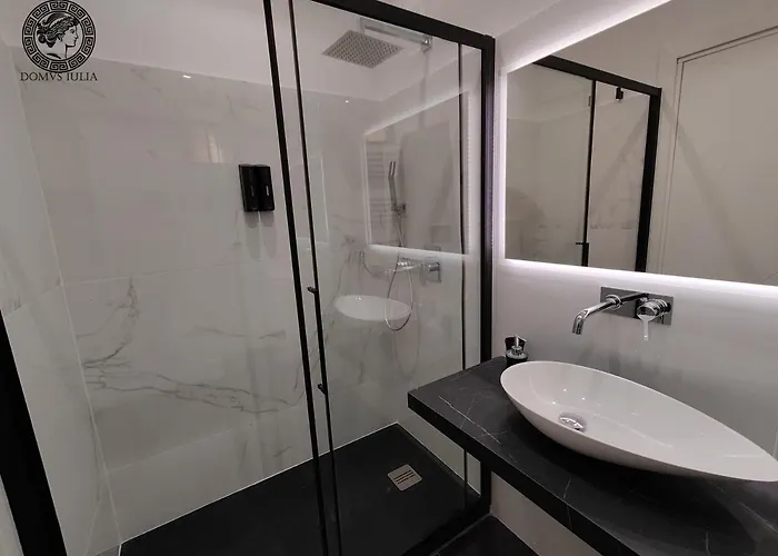 Guest house Domus Iulia - Colosseo