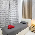 Domus Iulia - Colosseo 4* Rom