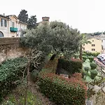 Domus Iulia - Colosseo 4*